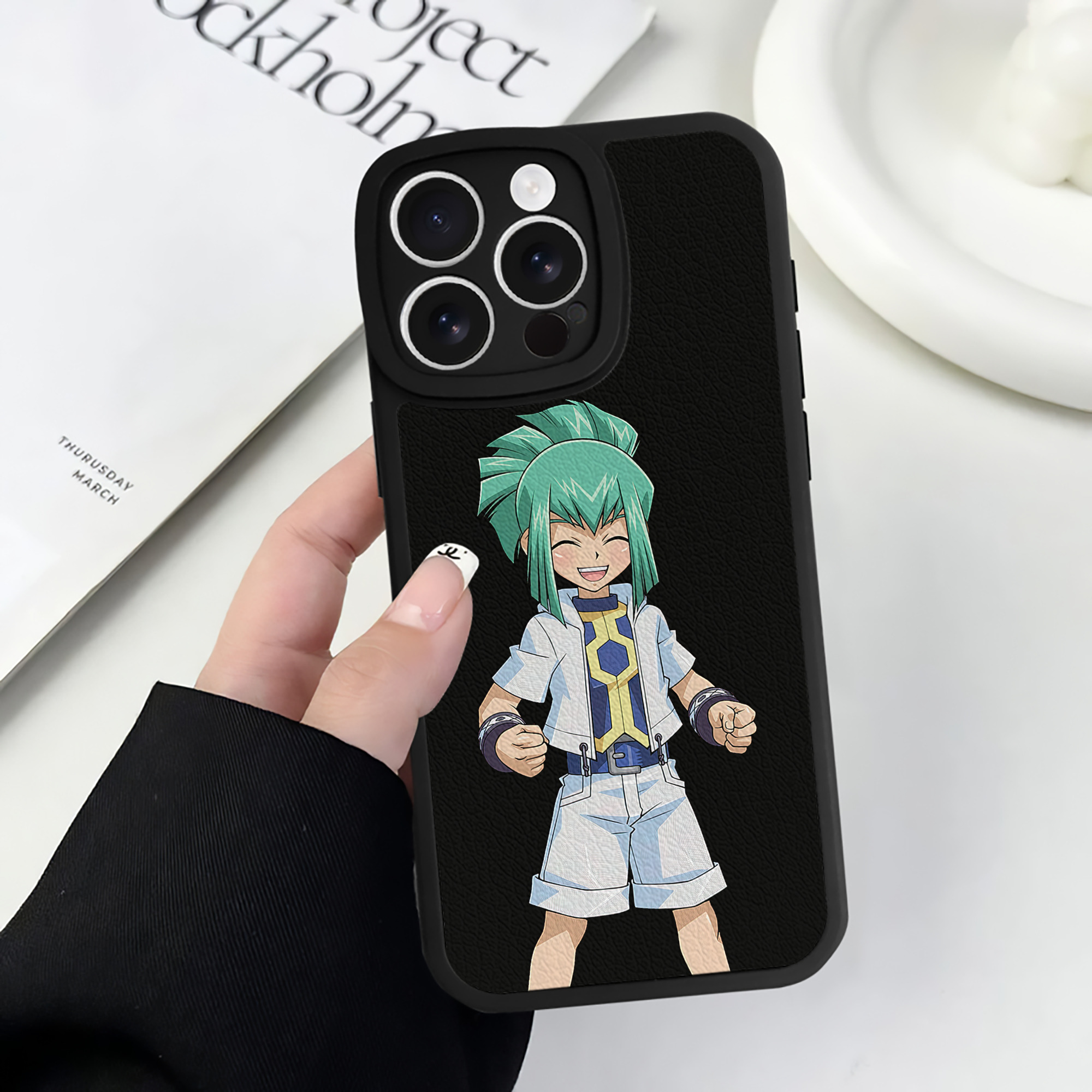 遊☆戯☆王 Yu-Gi-Oh! 【iPhone 16シリーズ対応】シリコンスマホケース（レザー調） 材質：シリコン